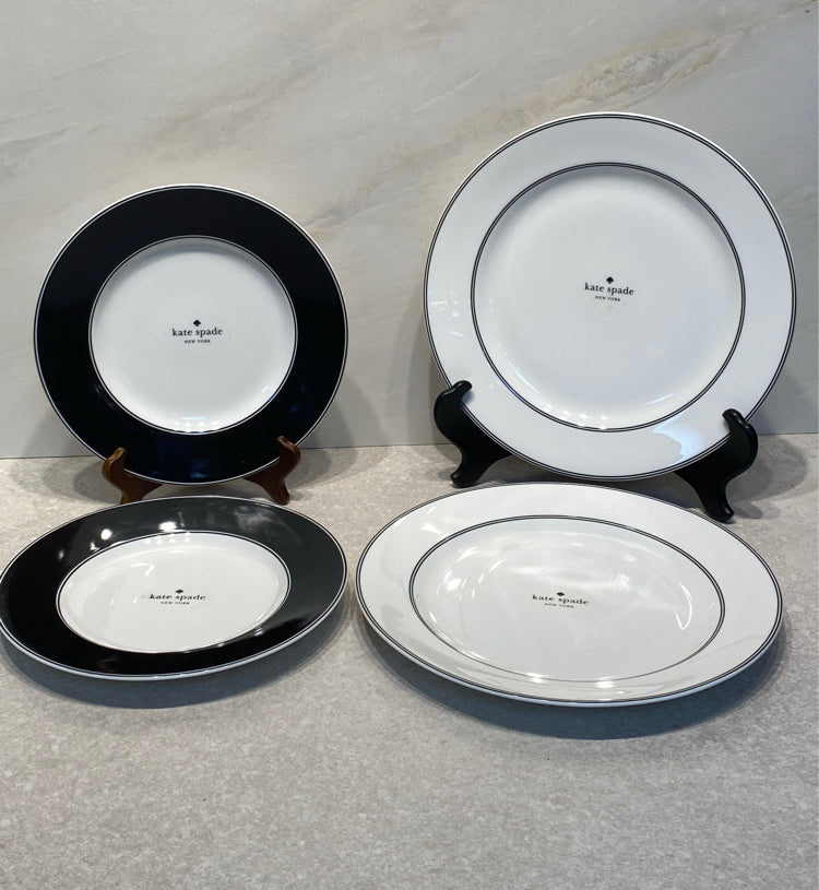 Set of 4 Lenox Plates