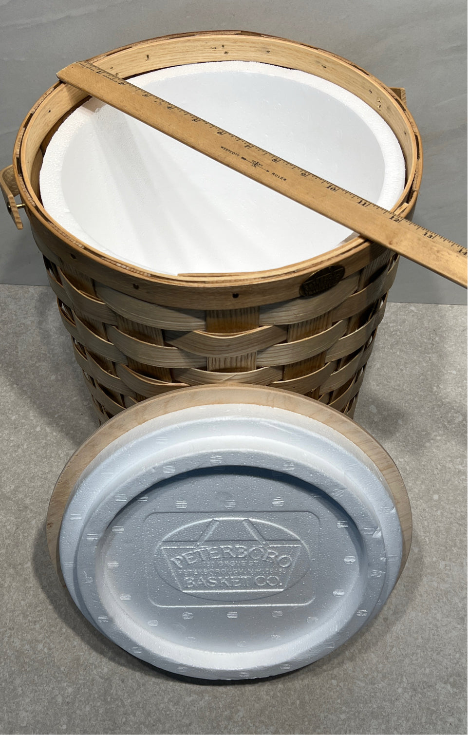 Covered Peterboro Cooler Basket