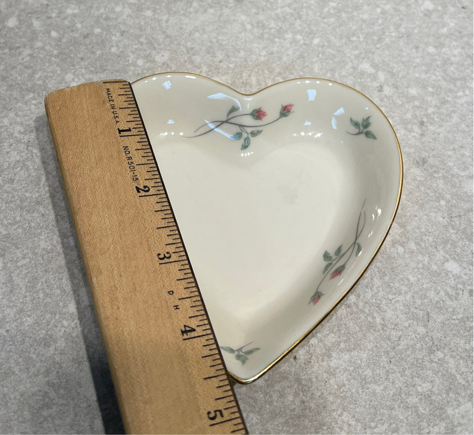 Lenox Heart Plate
