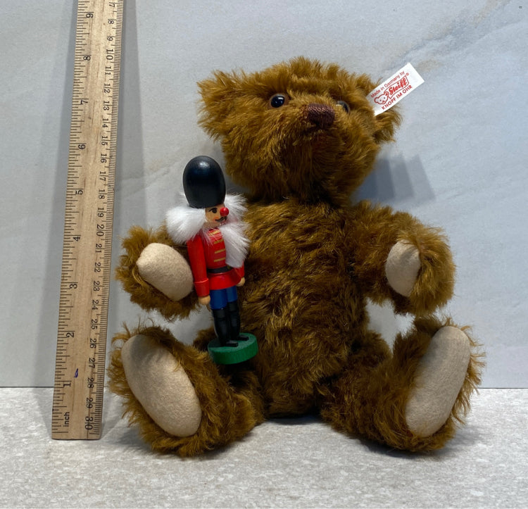 Steiff Bear 037955