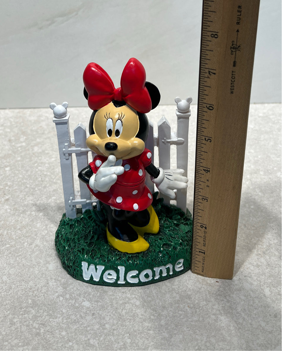 Minnie welcome