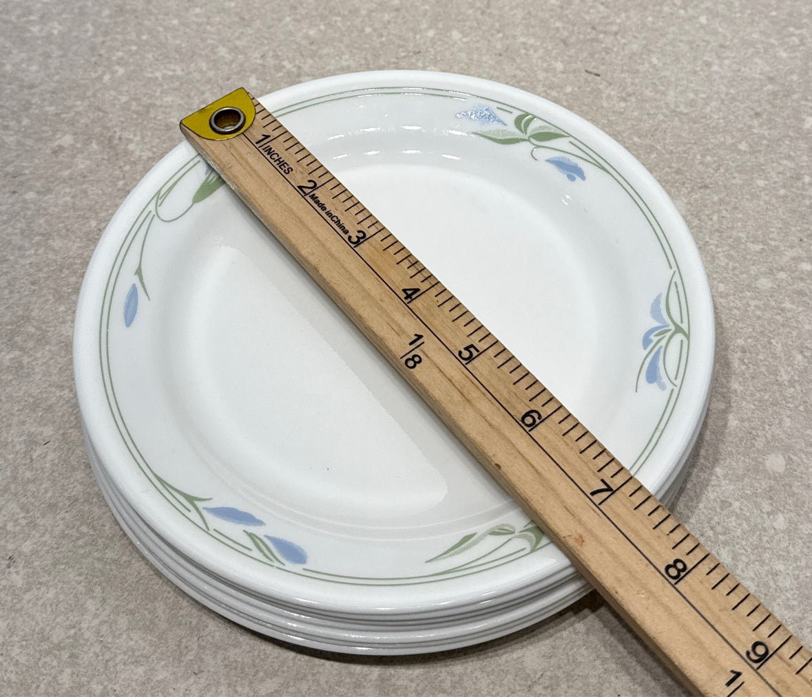 Set of 7 Corelle Plates