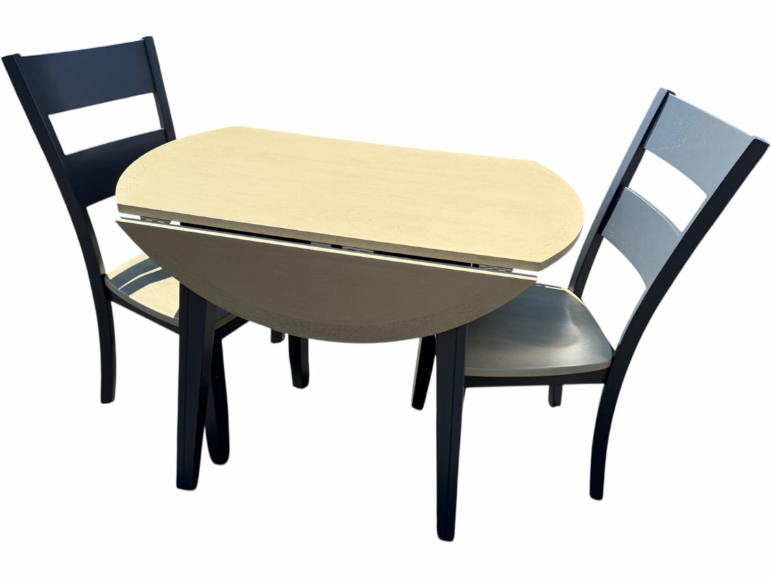 Dorp Leaf Table And 2 Chairs