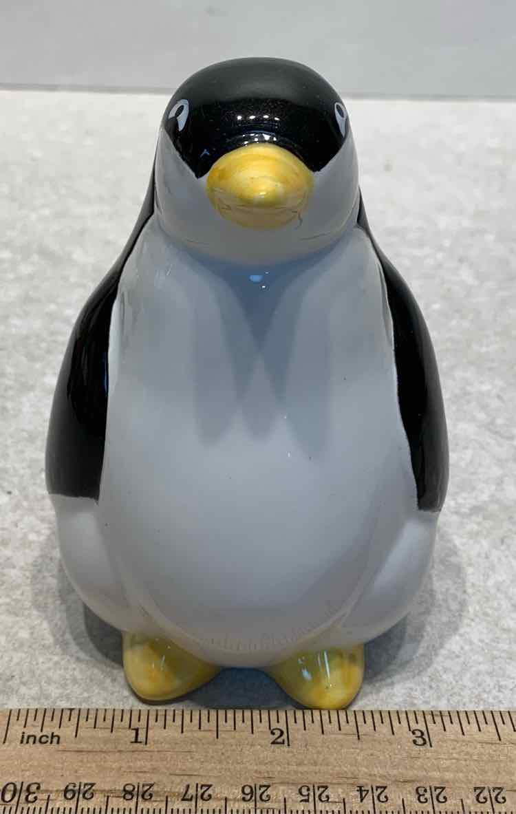 Penguin Shaker