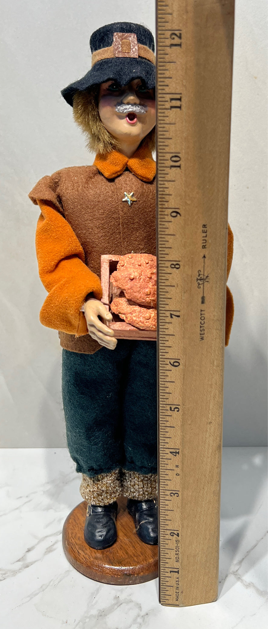 Figurine