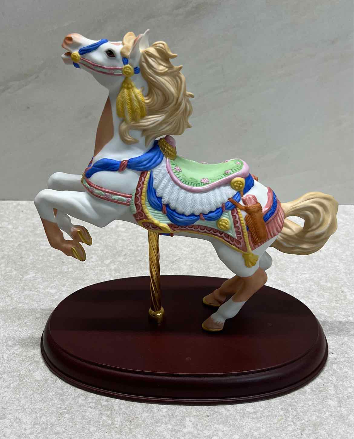 Lenox Carousel - Western Pinto