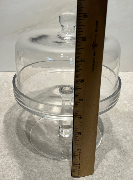 Covered Pedestal Dish
