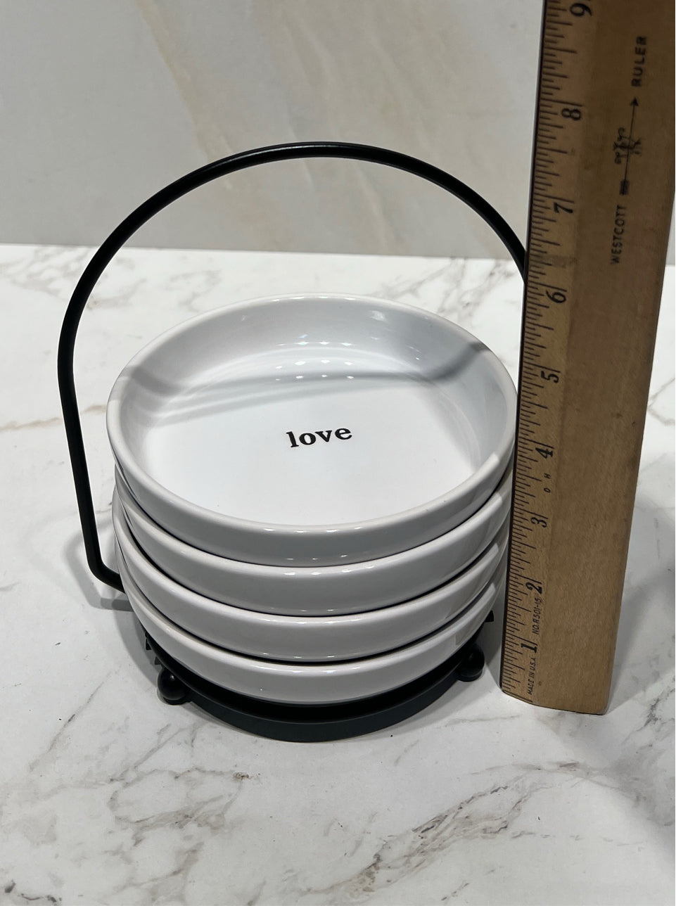 Set of 4 Dishes With Holder