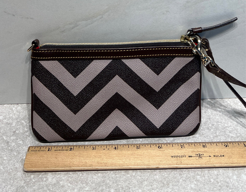 Dooney And Bourke Wristlet