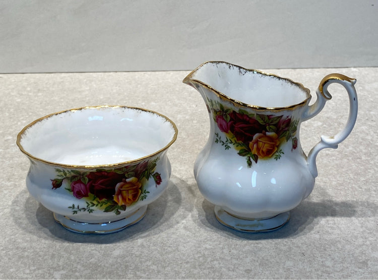 Royal Albert Old Country Roses Sugar And Creamer