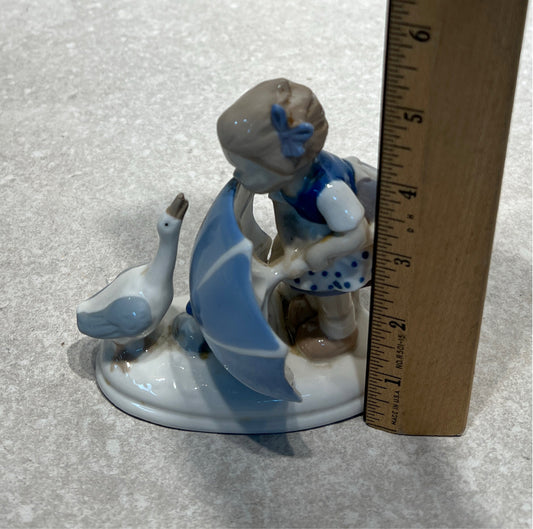 Figurine