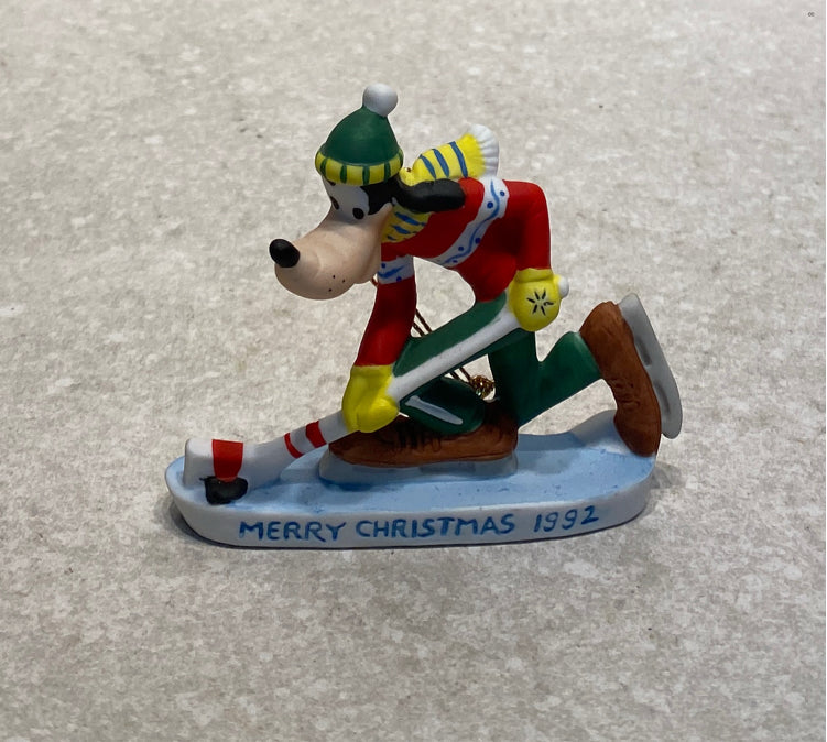 Goofy Ornament 1992
