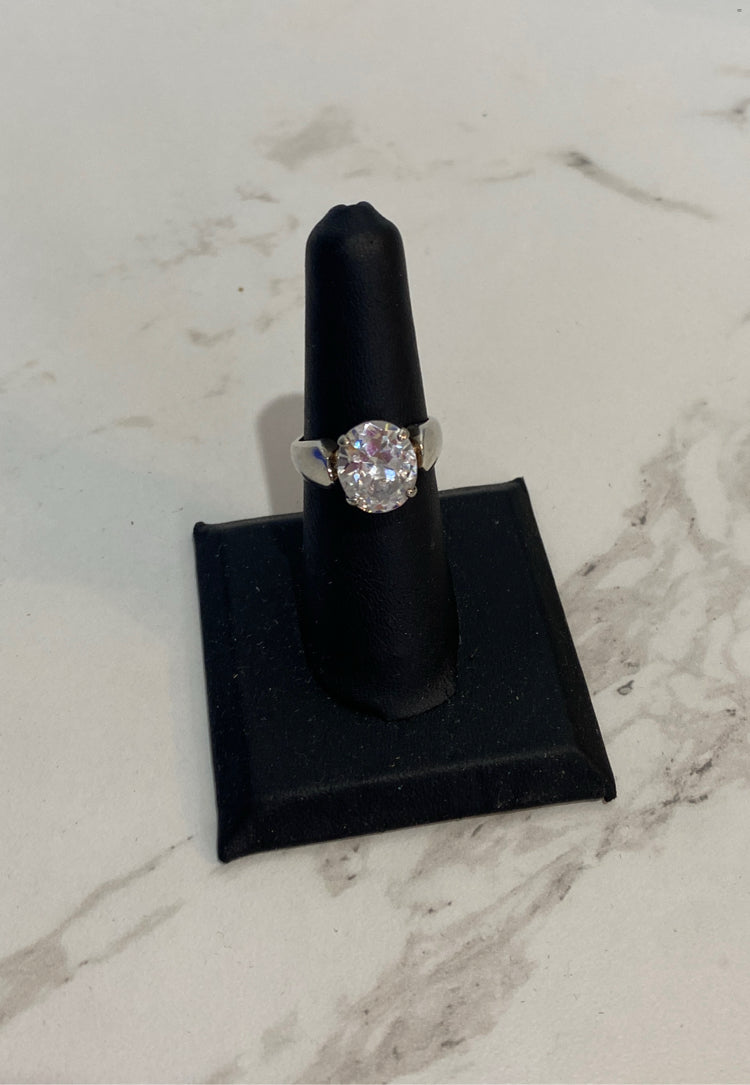Sterling Ring - Sixe 7
