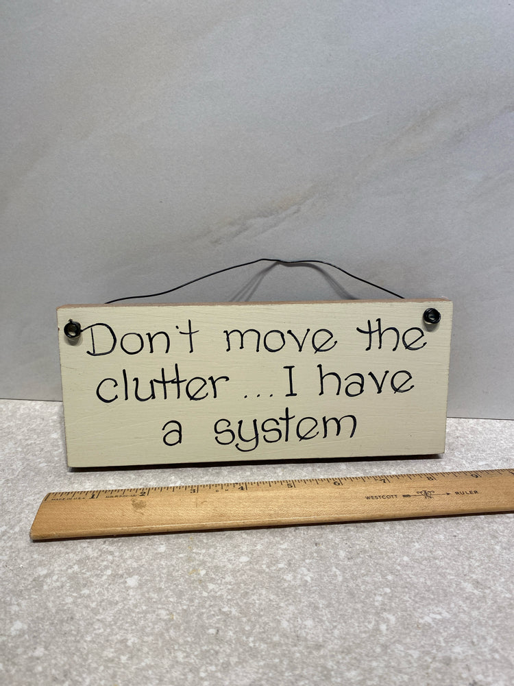 Clutter Sign