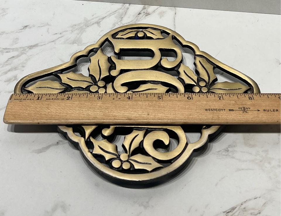 Joy Trivet