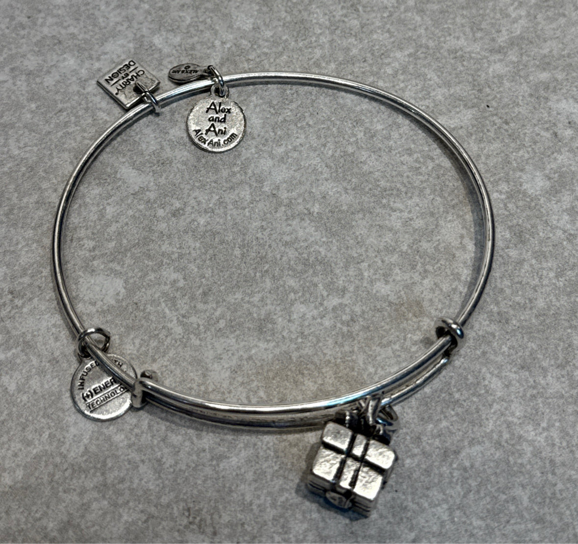 Bracelet