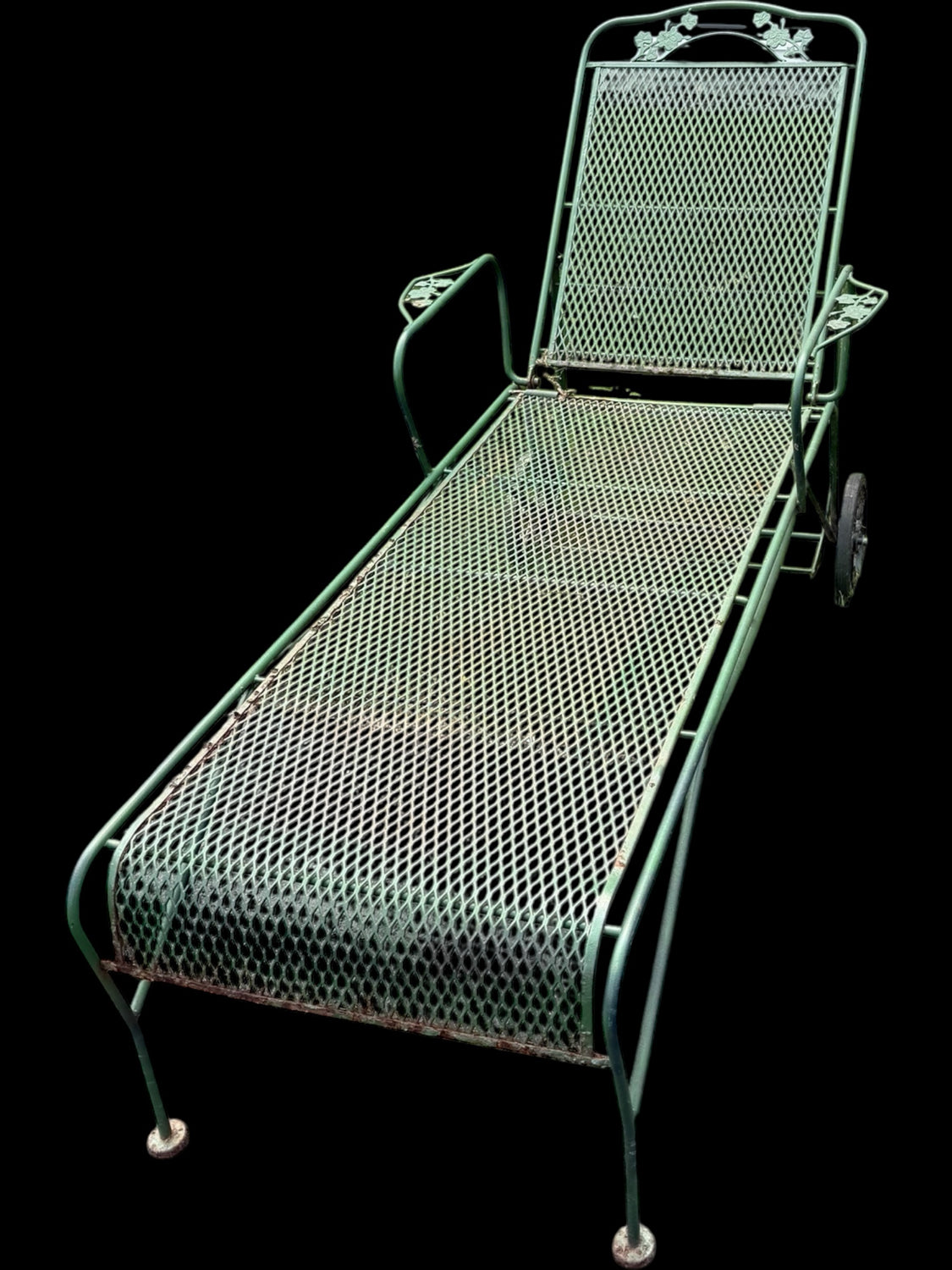Chaise Lounge