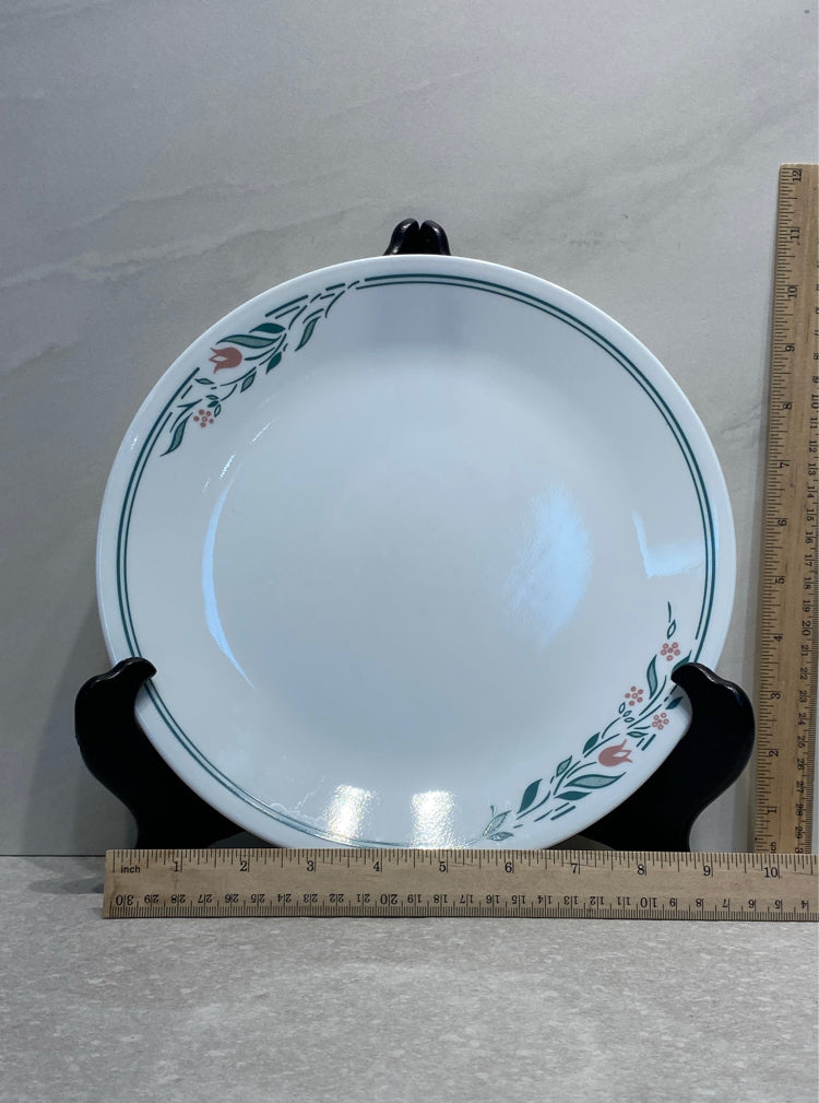 Set of 4 Corelle Dinner Plates