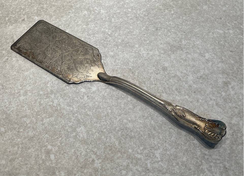 Servign Utensil