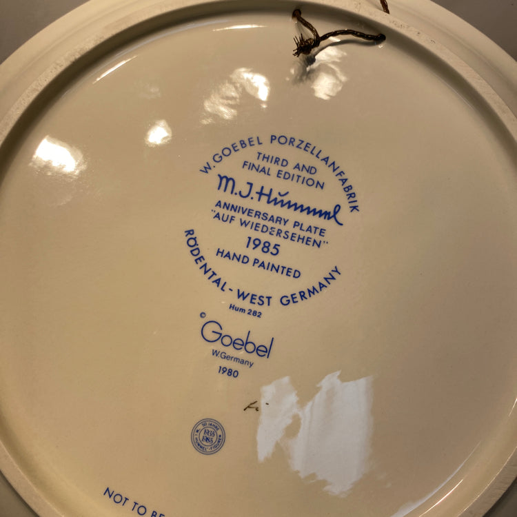 Hummel Plate