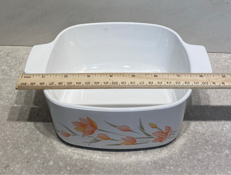 Corningware Casserole - No Cover