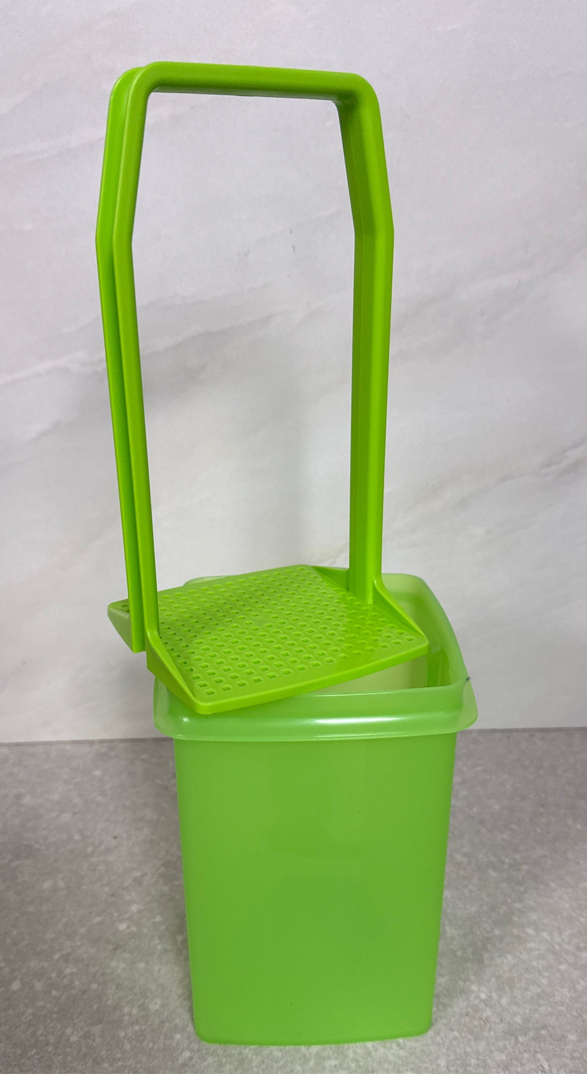 Tupperware Container