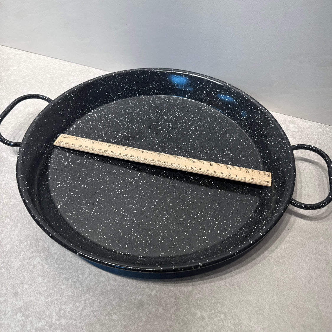 Handled Pan