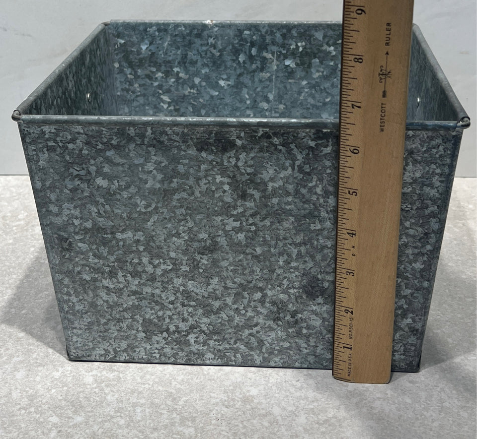 Handled Bucket
