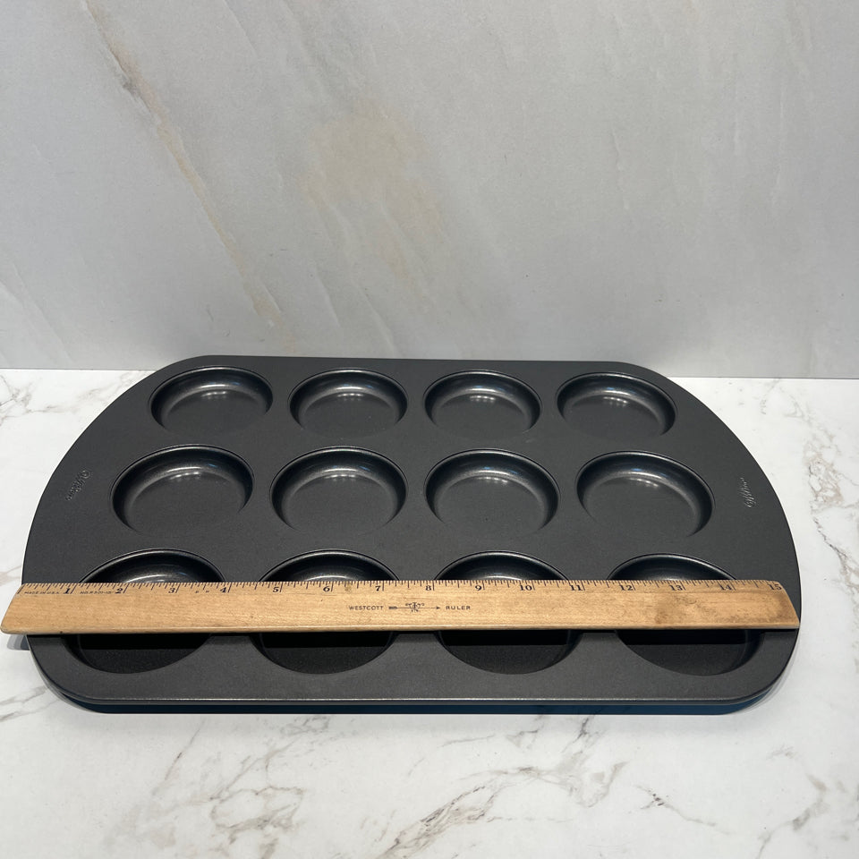Wilton Baking Pan