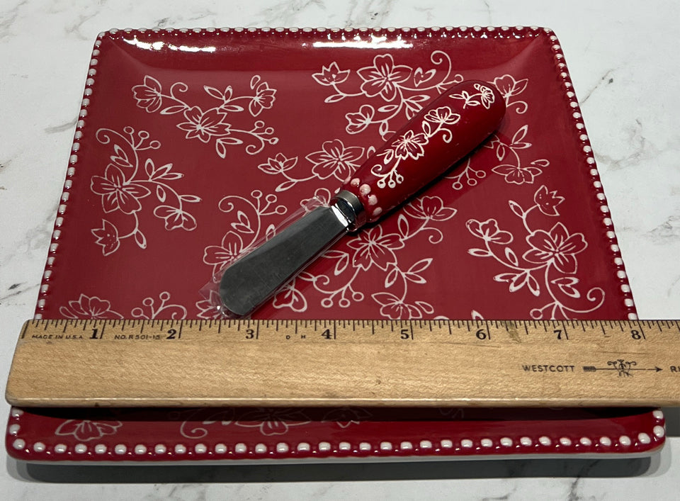 Temptations Plate with Spreader