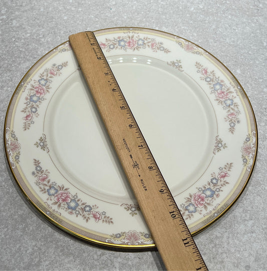Lenox Dinner Plate