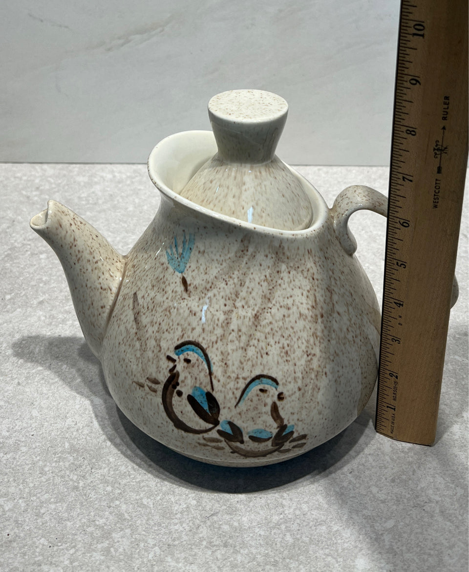 Red Wing Bob White Teapot