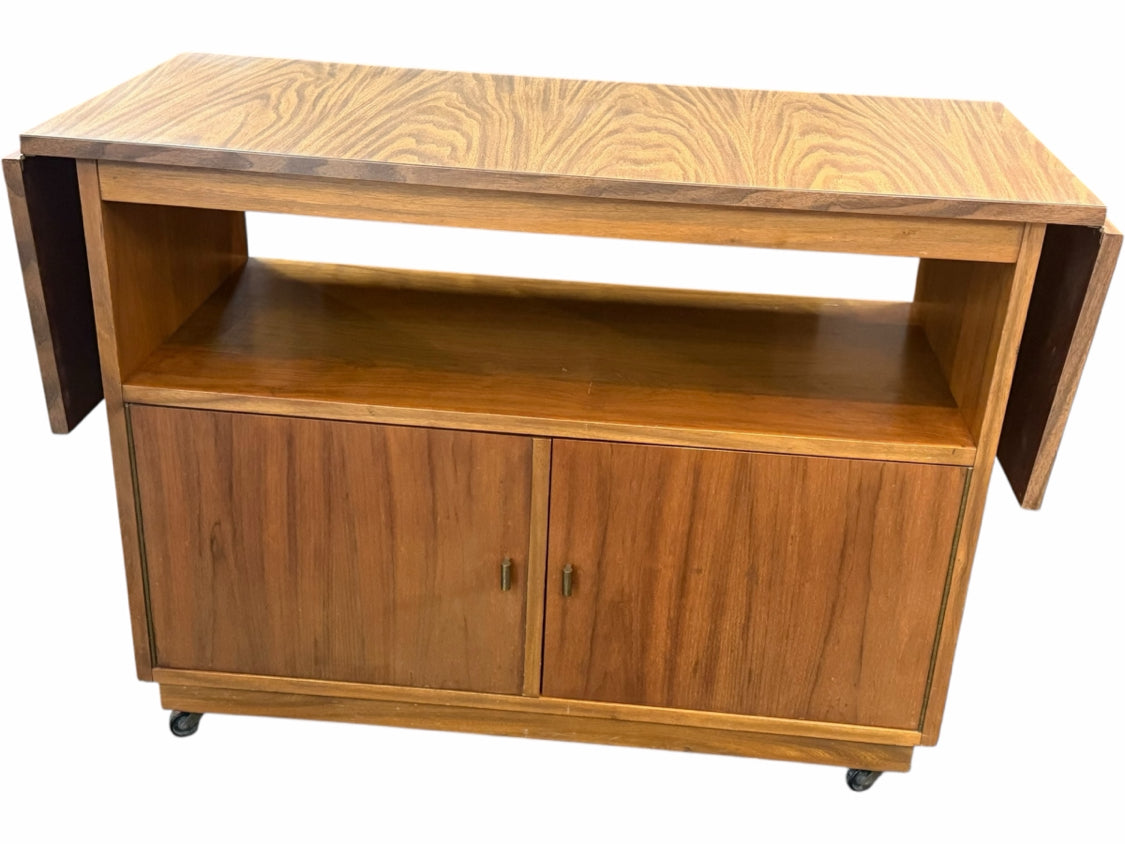 Buffet On Wheels