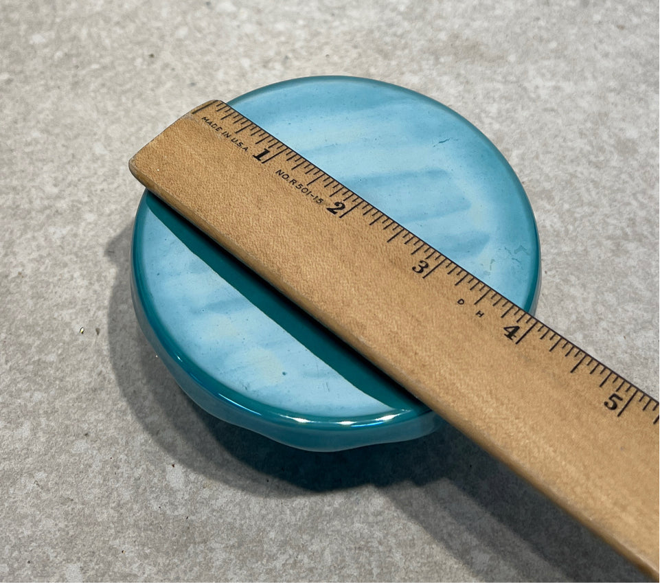Pedestal Dish