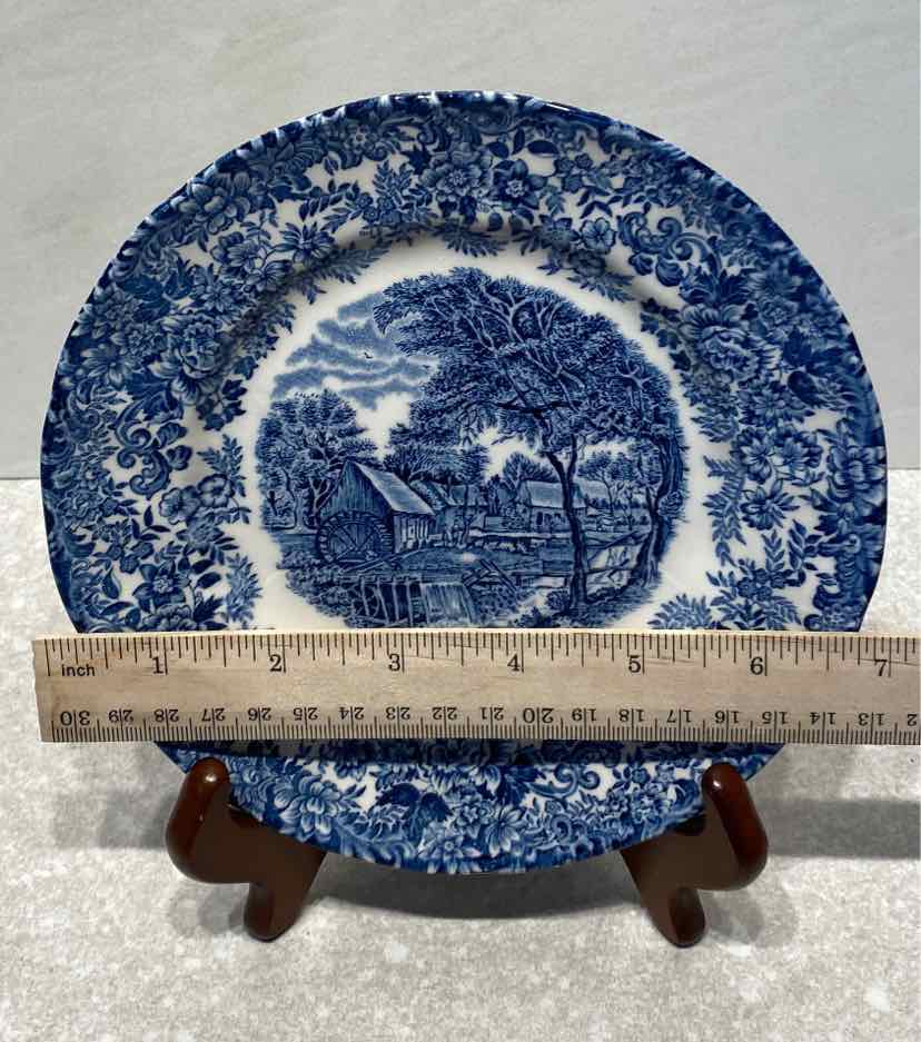 Set of 3 "Mill Stream" Plates