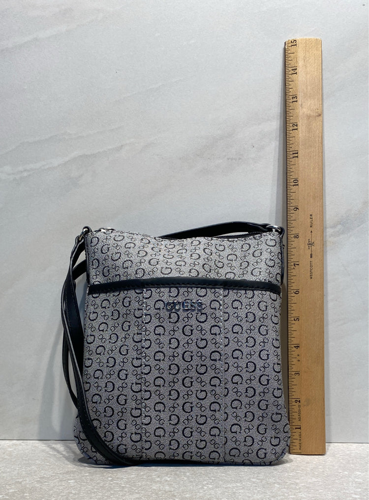 Guess Crossbody