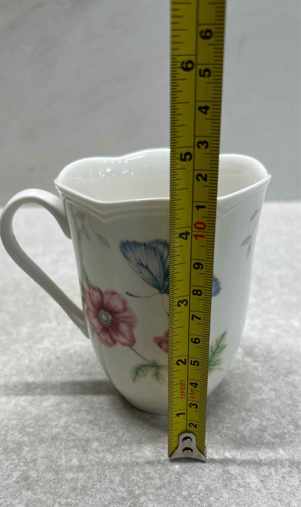 Lenox Mug