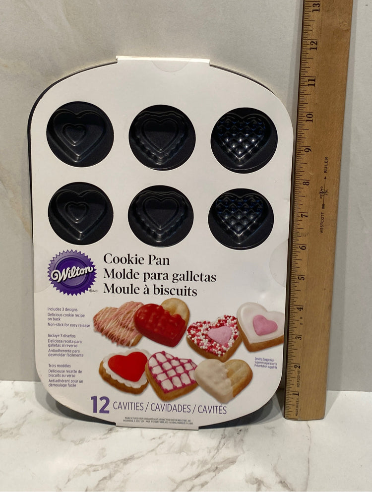 Wilton Baking Pan