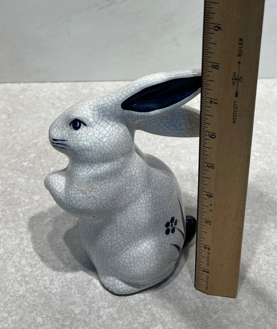 Dedham Pottery Rabbit