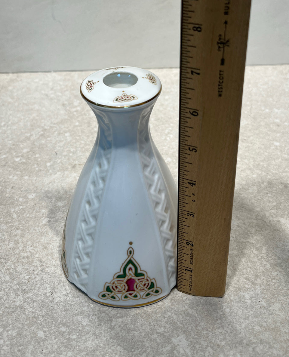 Royal Tara Candle