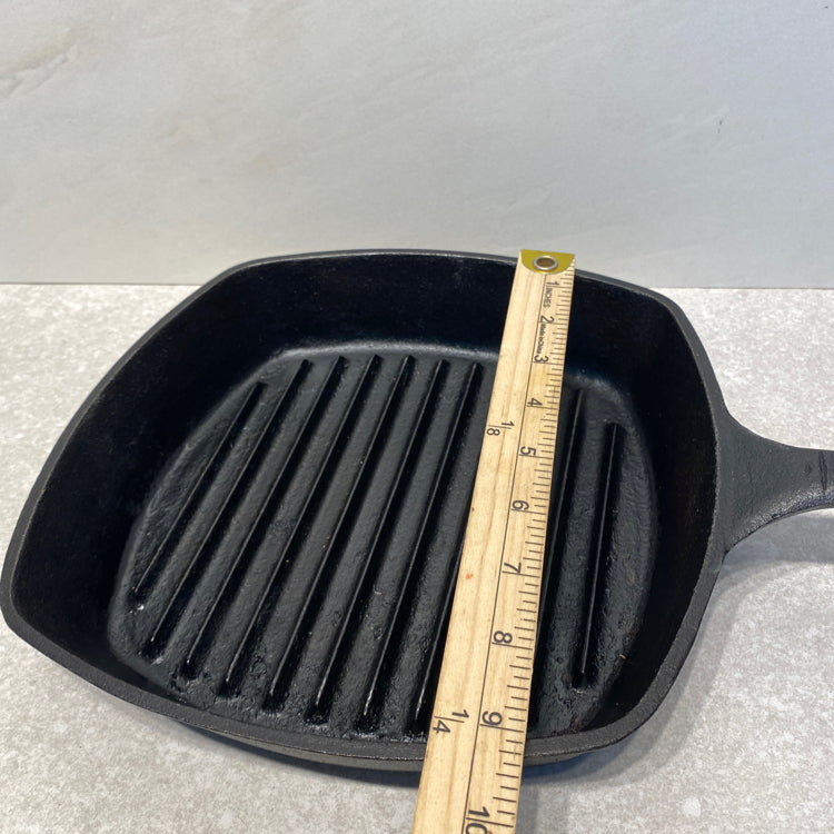 Emeril Cast Iron Pan