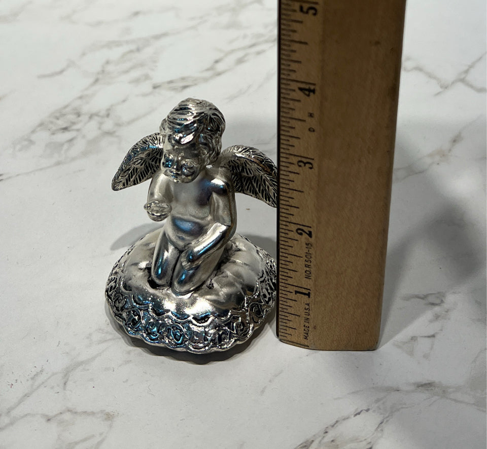 Angel Ring Holder