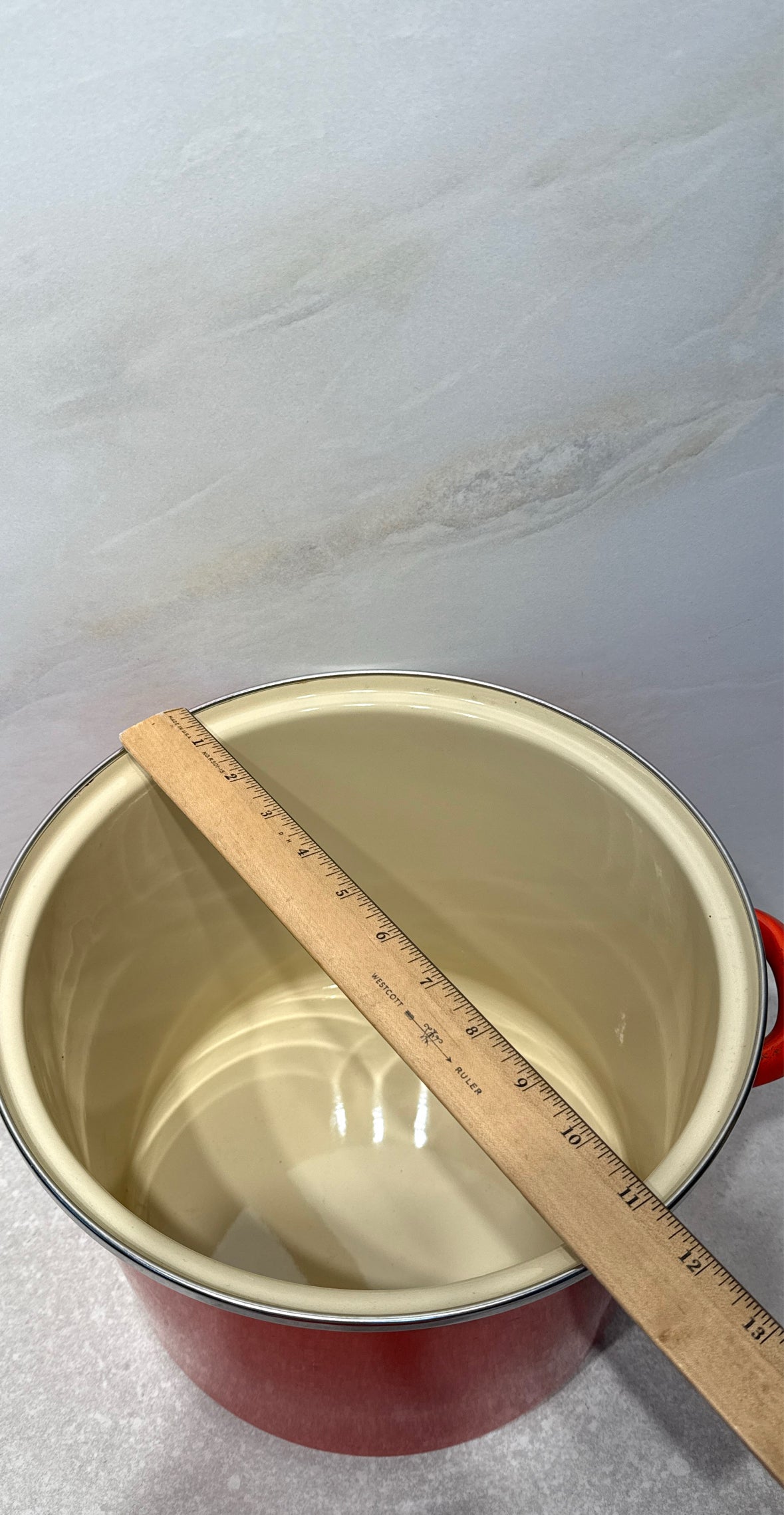 Le Crueset Large Covered Pot