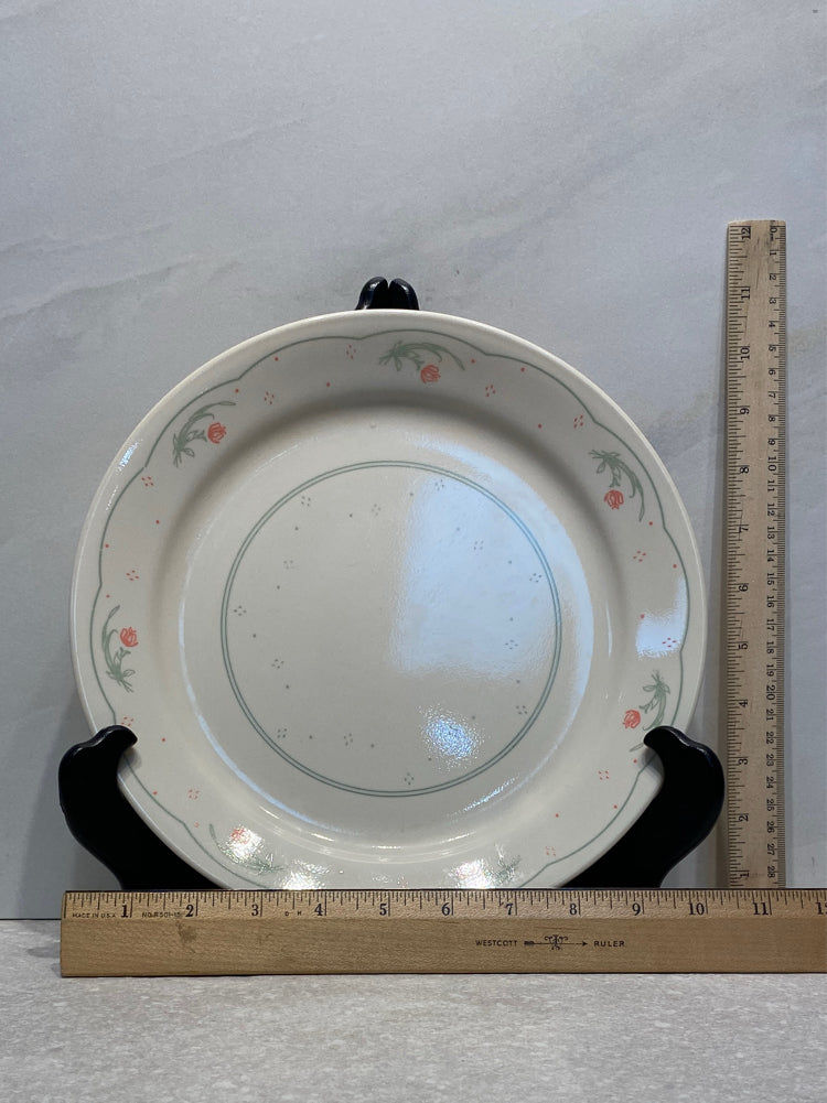 Set of 3 Corelle Dinner Plates