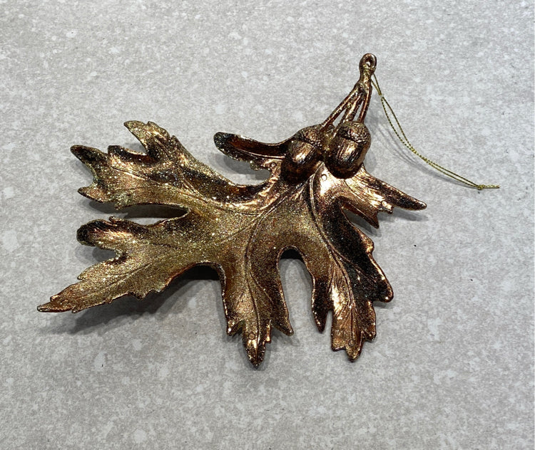 Leaf Ornament