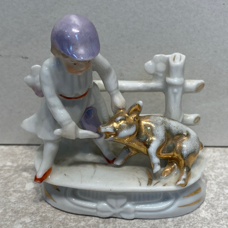 Figurine