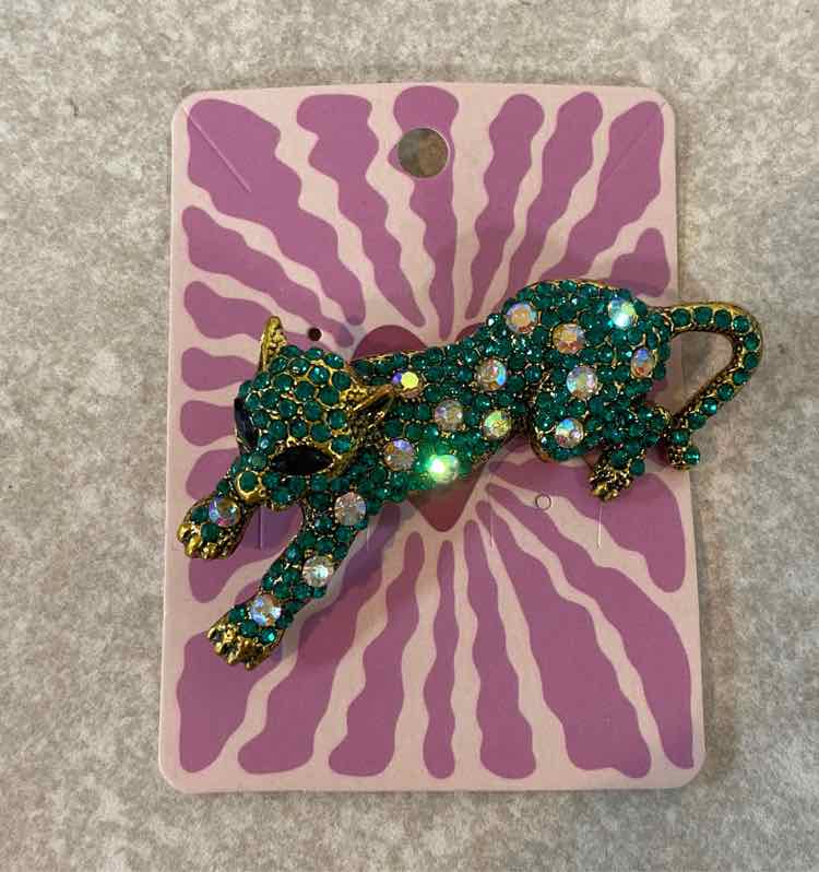 Leopard Pin