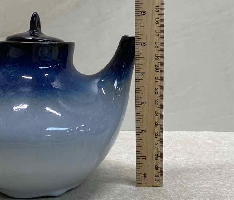 Peter's pot Teapot