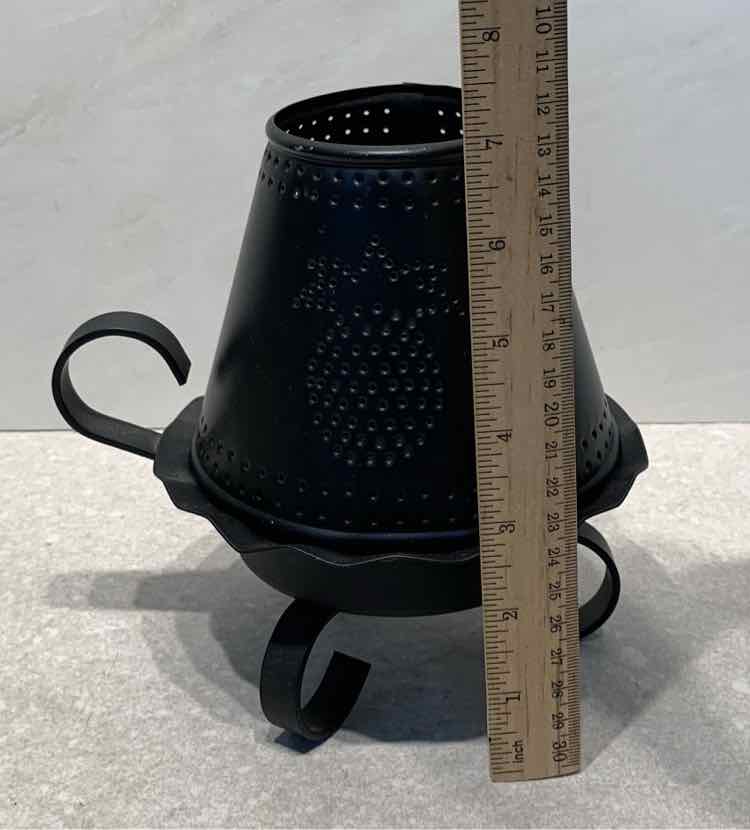 2-Piece Candleholde