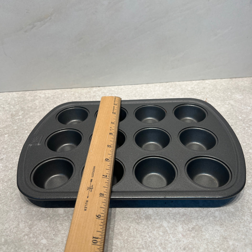 Muffin Pan